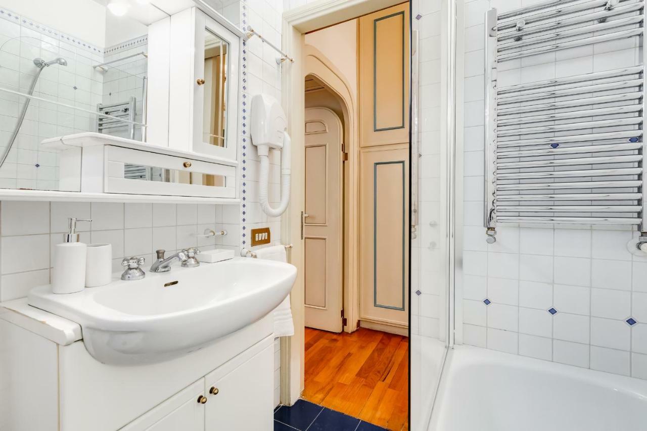 Elegant Apartment Rome Bagian luar foto